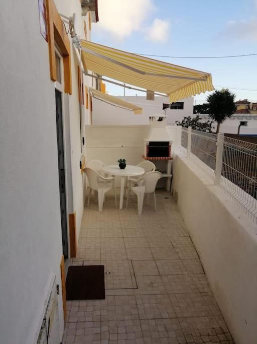 Casa Da Praia Da Poca - Apartamento Tulipa Ештуріл Екстер'єр фото